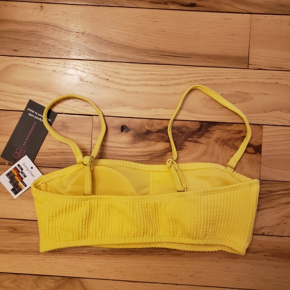 No Boundaries Child's Medium Yellow Swim Top with Cups & Adjustable Straps - Picture 2 of 10